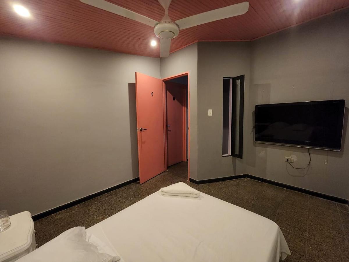 Fardo Hotel Boutique En Ibague - Zona G - Recepcion Digital 24H Екстериор снимка