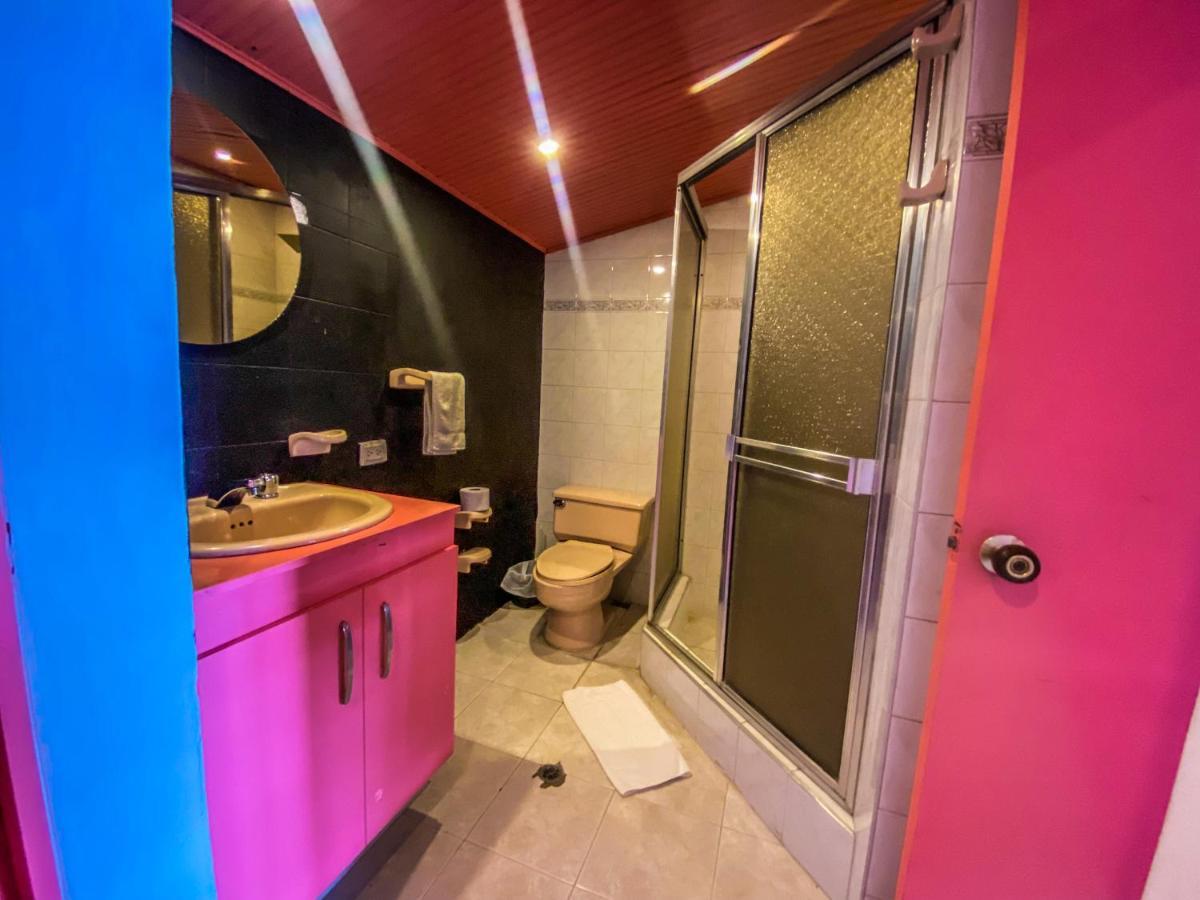 Fardo Hotel Boutique En Ibague - Zona G - Recepcion Digital 24H Екстериор снимка
