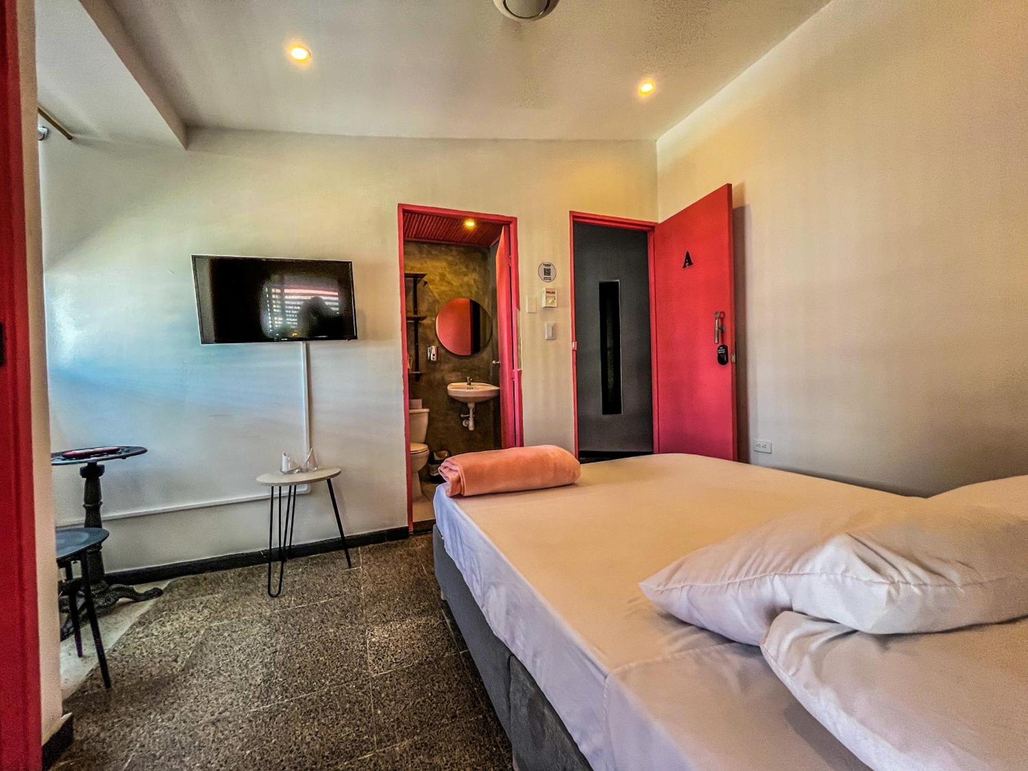 Fardo Hotel Boutique En Ibague - Zona G - Recepcion Digital 24H Екстериор снимка
